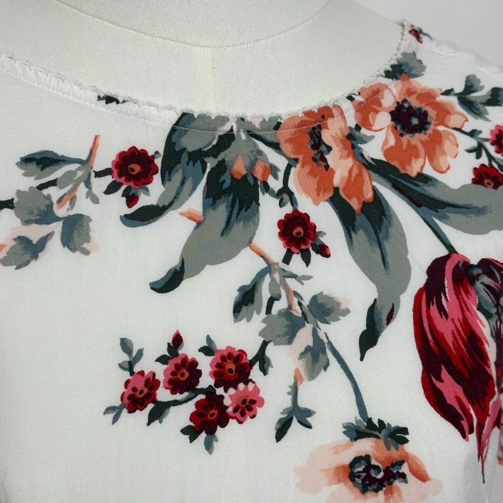 Abercrombie & Fitch Floral Cottagecore Top β XS - Picture 4 of 6